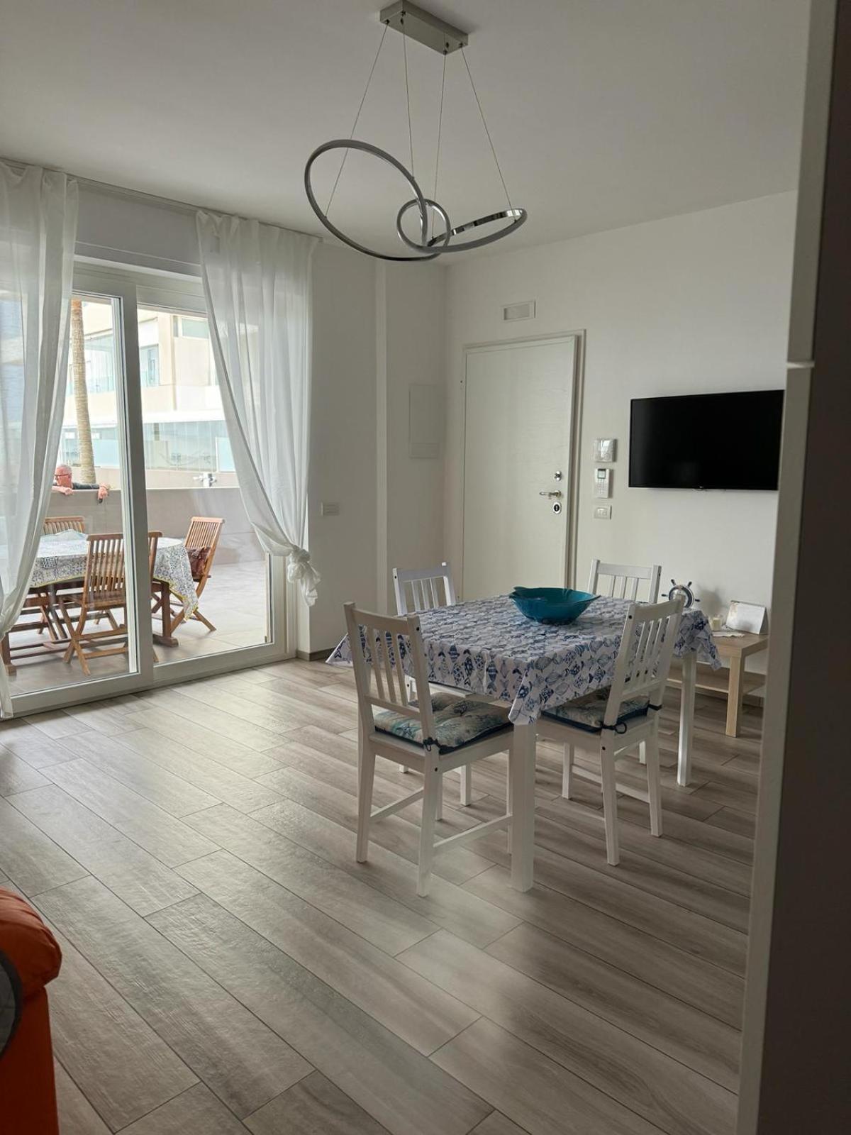 Casamare33 Apartment Monopoli Bagian luar foto